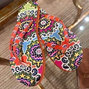 Vera Bradley Flip Flops NWOT Rio M/8-8.5
